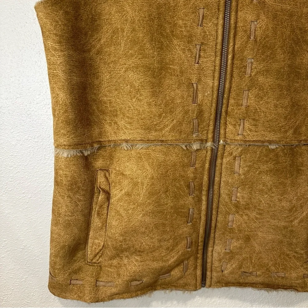 Cabela's Faux Suede Brown Women's Vest